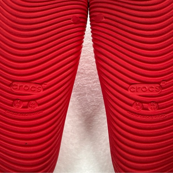 Crocs Mellow Recovery Slide Size 9 M 11 W Sandals Red Slip On Lightweight EUC - Picture 8 of 9